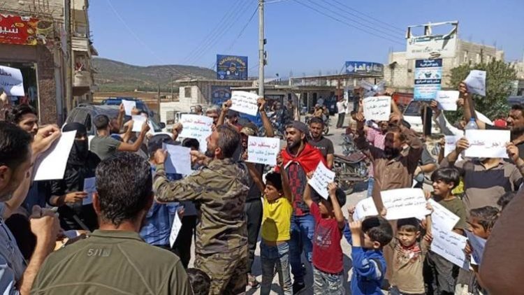 Li Raco ya Efrînê xelk daketin kolanan