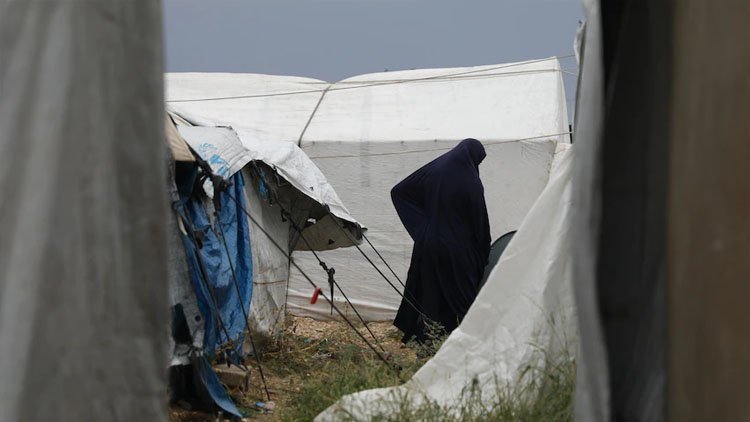 Awustralya 17 jin û zarokên DAIŞê ji kampa Roj vedigerîne 1 demjimêr berê
