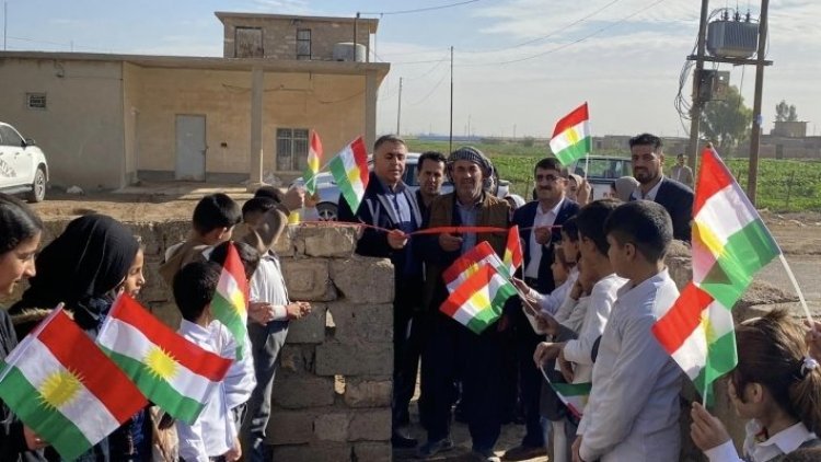 Mexmûr: Piştî 8 salan 3 dibistanên kurdî hatin vekirin  