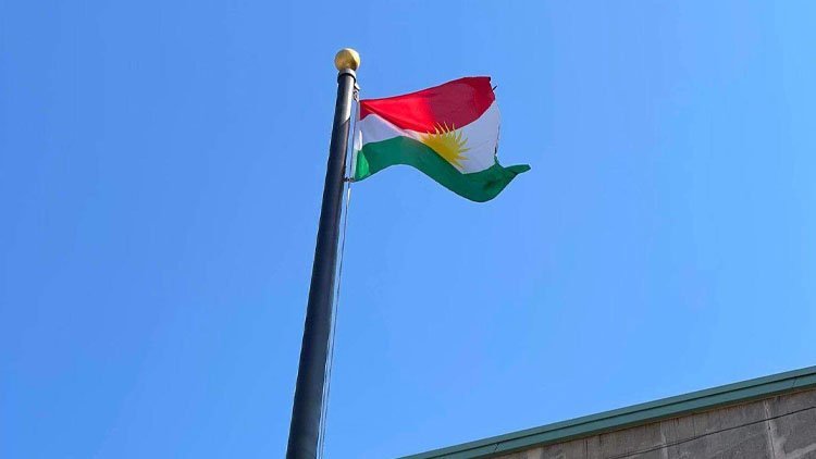 Ala Kurdistanê li bajarê Binghamton ê ser bi New Yorkê ve hat bilindkirin