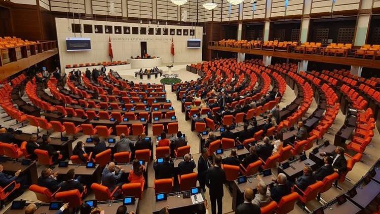 Li Parlamentoya Tirkiyeyê nîqaşa Kurdistanê: 'Kurdistan rastiyek e'