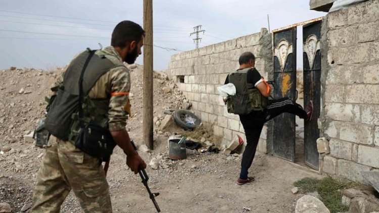 Efrîn: Polîsên leşkerî 2 welatiyên Kurd girtin