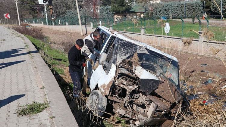 Minîbusa xwendekaran qulibî: 9 birîndar