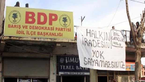 Belediye Başkan adayını protesto eden BDP’liler BDP belediyesini bastı!