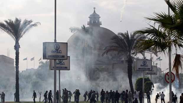 Mısır'da gösterilerde 49 kişi öldü