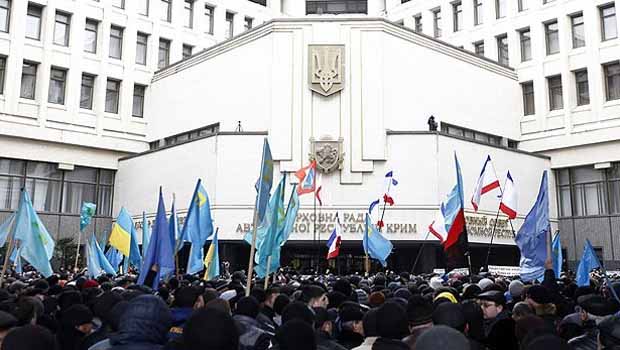 Kırım Parlamentosu bağımsızlık ilan etti