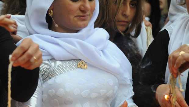  Kürt Êzidîler Kızıl Çarşamba bayramını kutladılar
