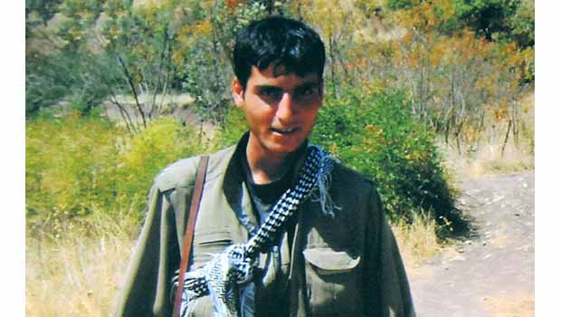 Rojava'da Şehit Düşen Ali Narin Diyarbakır'da Toprağa Verildi