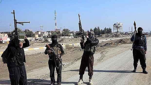 Tabka Askeri Havaalanı IŞİD'in kontrolüne geçti