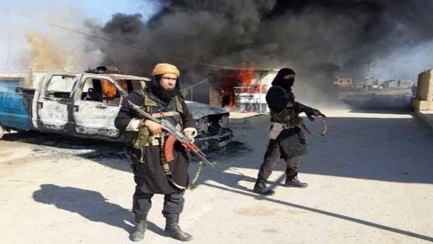 IŞİD, polis ve askeri evleri havaya uçurdu