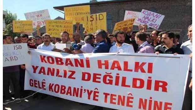  Diyarbakır’da STK'lardan cuma namazı çıkışı IŞİD protestosu