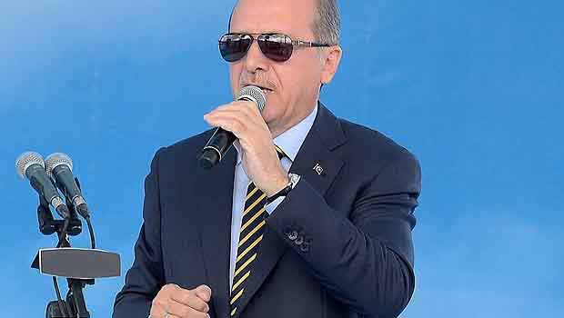  Erdoğan, 'Kobanê düştü düşüyor' diyerek Kürtlere yüklendi