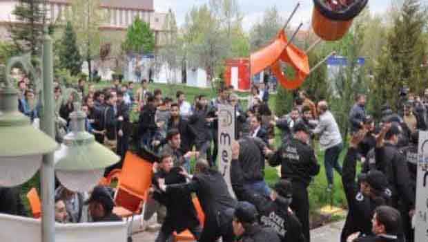  Kayseri'de Kürd öğrencilere ırkçı saldırı 