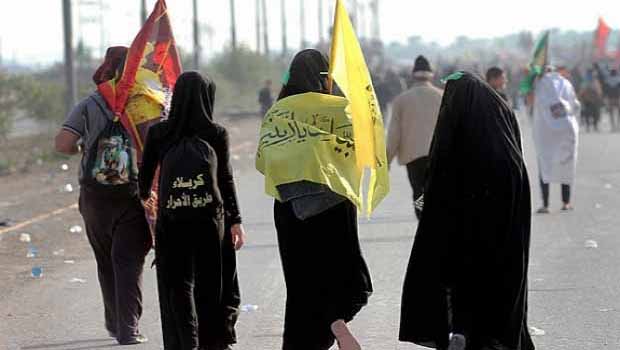 Iraklı Şiiler Kerbela'ya yürüyor 