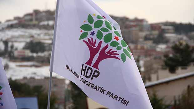  Ünlülerden HDP'ye destek bildirisi 