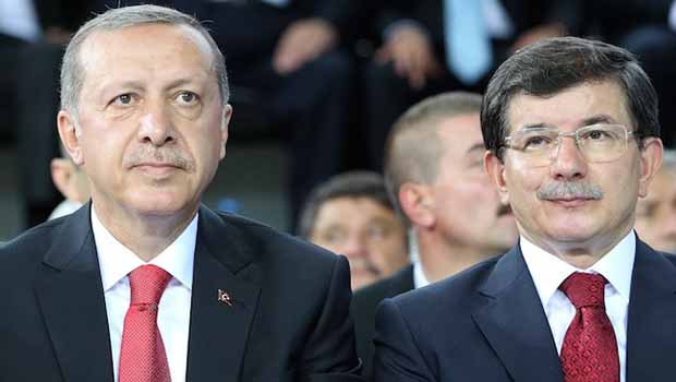 Başbakan Davutoğlu, Erdoğan'a Kazan mı kaldırdı?