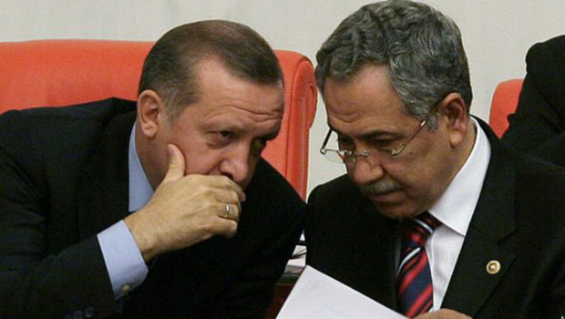 Economist: AKP içinde çatlaklar var