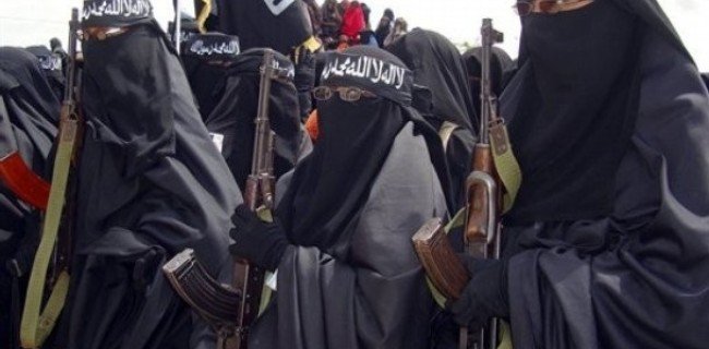 Bağımsız Gençler Musul’da IŞİD’li kadınları hedef aldı