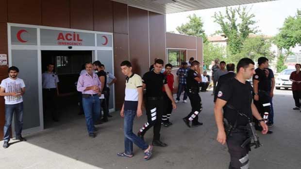 Diyarbakır'da silahlı gurup ev bastı: 1 ölü