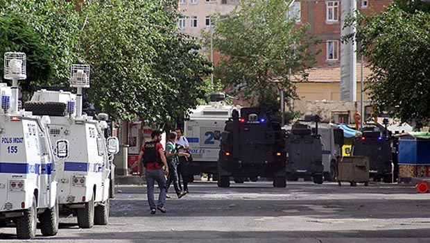 İçişleri Bakanlığı:  Saldırı ile ilgili 3 kişi yakalandı