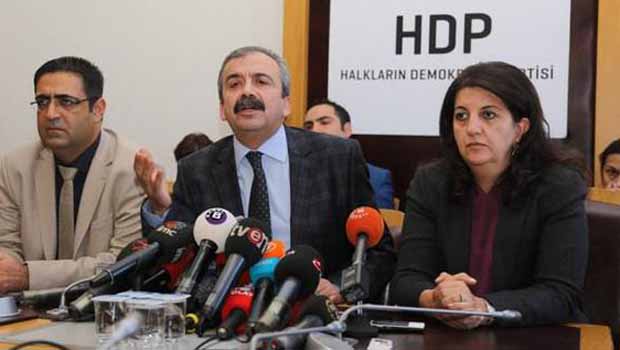 Önder: Hükümet, Öcalan'ın dediğini duyunca masayı devirdi