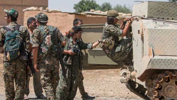 YPG komutanı: IŞİD üyeleri Türkiye'ye kaçıyor