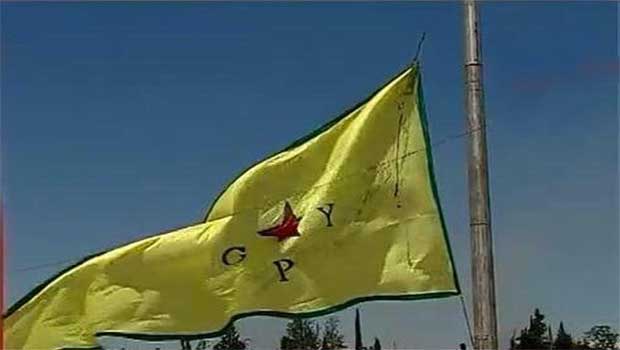Gire Spi'de (Tel Abyad) bayrak sorunu