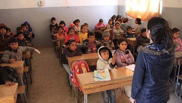 Ranya halkı Kobanê’de okul açıyor