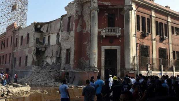 Kahire’deki bombalı saldırıyı IŞİD üstlendi