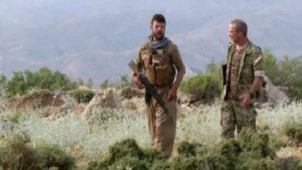Doğu Kürdistan Peşmergeleri saflarına iki yabancı asker katıldı