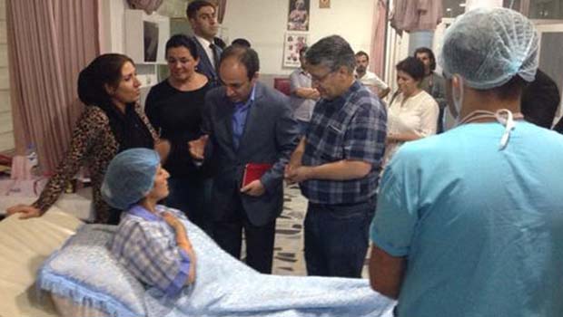 Osman Baydemir'li HDP heyeti Zergele’de yaralananları ziyaret etti