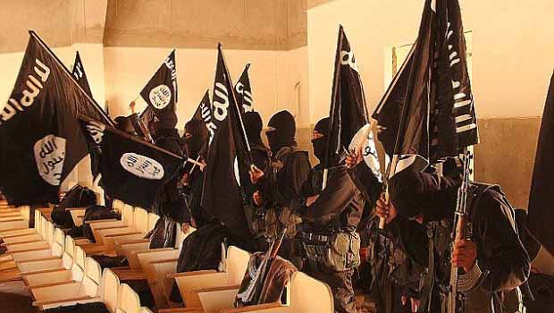 Musul'da IŞİD teröristleri birbirine girdi: 17 ölü