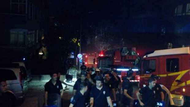 HDP Genel Merkezi ateşe verildi