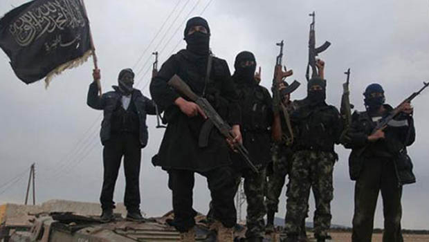 El Nusra esir aldığı 50 Suriye askerini kurşuna dizdi  