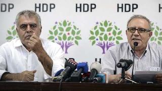 2 HDP'li bakan istifa etti