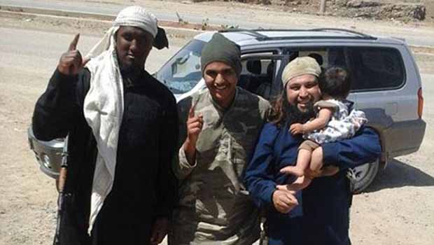  IŞİD teröristleri ailelerini Rakka'dan tahliye ediyor