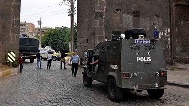 Diyarbakır Sur'da 9 yaşındaki çocuk öldürüldü