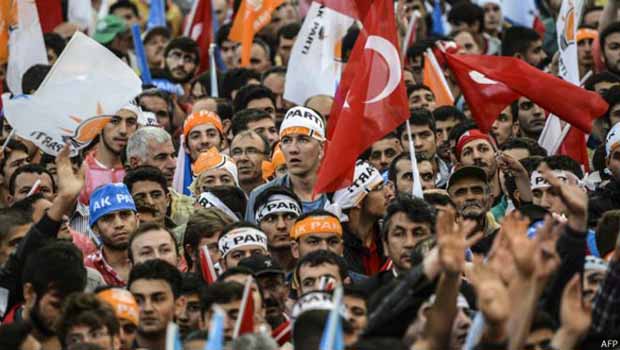 AKP'nin kılpayı milletvekili kaybettiği 18 seçim bölgesi