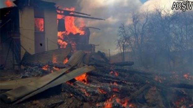 IŞİD Kürt köyünü ateşe verdi! 