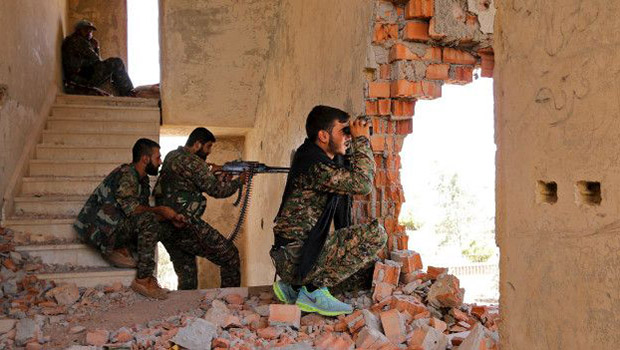 El-Nusra, Efrin'e bağlı köylere saldırıyor