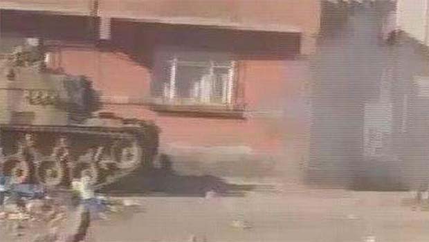 Sur'u vuran tankların görüntüleri ortaya çıktı
