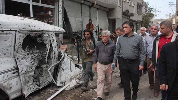 Mustafa Özçelik: Savaşa, yıkıma seyirci kalarak geleceğimizi feda etmeyelim