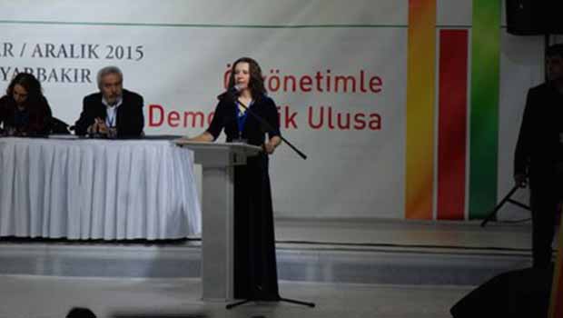 Selma Irmak: 'Tek Kürt kalırsa bile özyönetimden vazgeçmeyeceğiz'