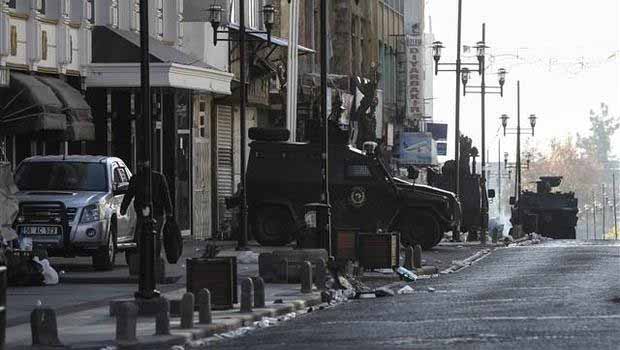 Sur'da 6 asker yaralandı