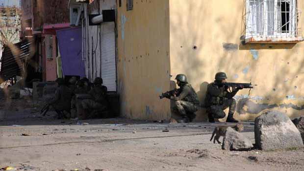 Sur'da çatışma: 5 asker hayatını kaybetti