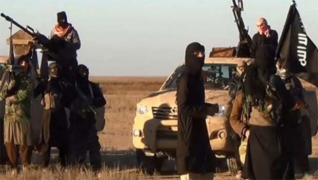 IŞİD, Deyr ez-Zor'a saldırdı: Çok sayıda ölü var