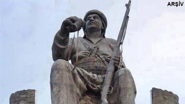 Mele Mistefa Barzani’nin heykeli Hindistan’da