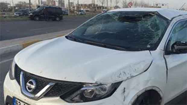 HDP’li Öcalan’ın aracı kaza yaptı 