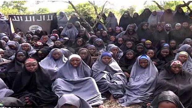 Boko Haram kaçırdığı 276 kız öğrenci için fidye istedi