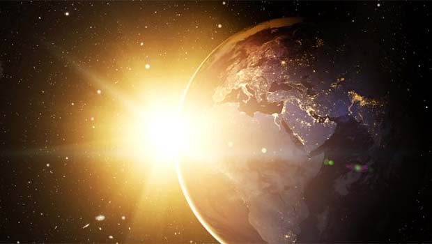 Bilim Adamları: Güneş, Dünya'yı Yok Edebilir